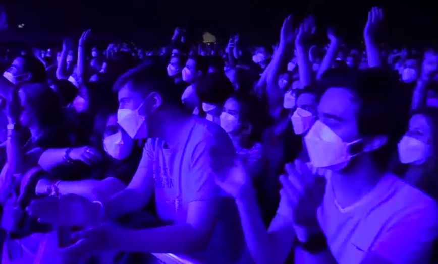 Το πείραμα της συναυλίας στην Βαρκελώνη: Καμία ένδειξη μετάδοσης του ιού σε ροκ live με 5.000 άτομα