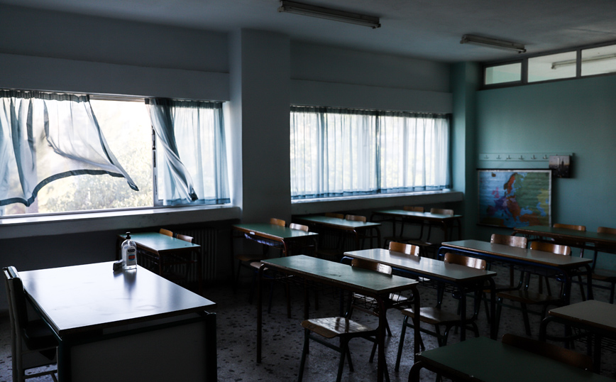 Θεσσαλονίκη: Παράθυρο σε σχολείο έπεσε την ώρα του μαθήματος