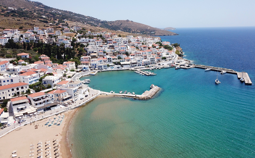 Οι Έλληνες ψήφισαν Άνδρο για το τριήμερο του Αγίου Πνεύματος &#8211; Αφίξεις ρεκόρ στο νησί
