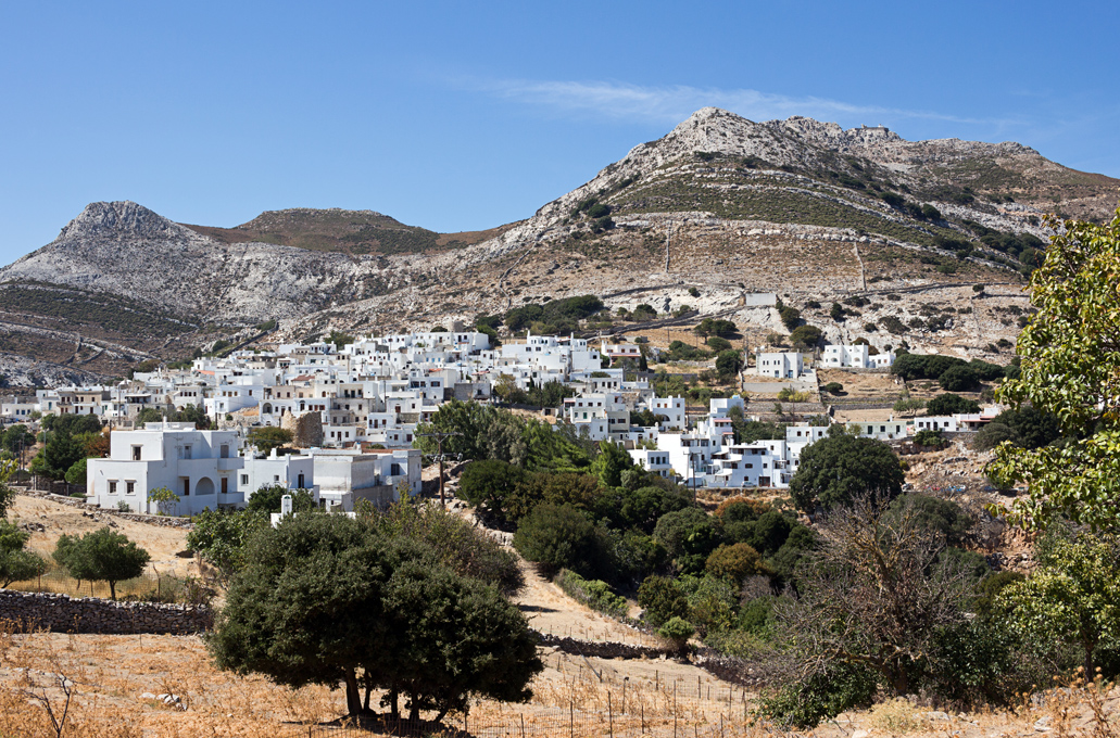 Απείρανθος: Το χωριό της Νάξου που συνδέεται με την Κρήτη