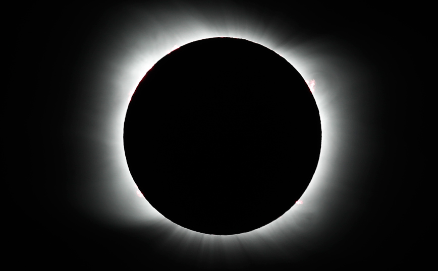 Μερική έκλειψη ηλίου την Πέμπτη 10/6 &#8211; Πού θα είναι ορατό το «δαχτυλίδι του ηλιακού φωτός»