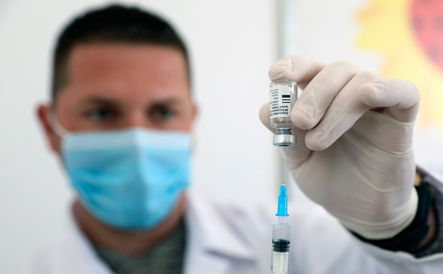 Κορονοϊός: Νέα πλατφόρμα εμβολιασμού από ιδιώτες γιατρούς σε ιατρεία και κατ&#8217; οίκον