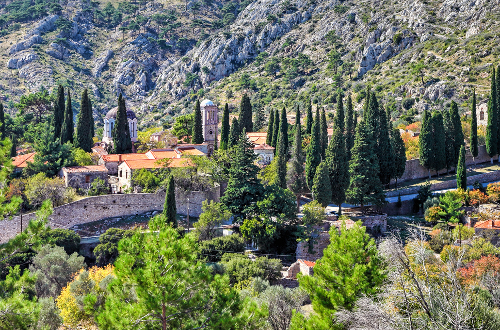Χίος &#8211; Νέα Μονή: Το ιστορικό μοναστήρι με το μακάβριο έκθεμα