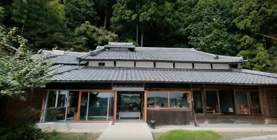 Ιστορικής σημασίας ιαπωνική οικία έγινε ξενοδοχείο ανοιχτό στη φύση