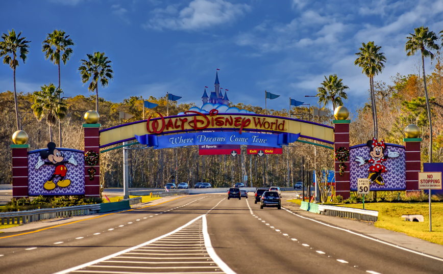 Walt Disney: Άλμα στα έσοδα από τα θεματικά πάρκα το 3ο τρίμηνο