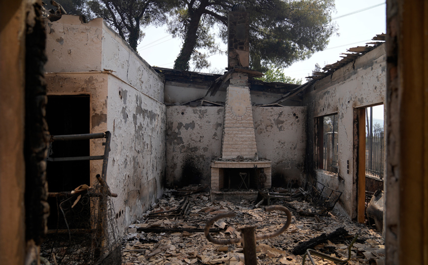 Φωτιές: Περισσότερα από 700 σπίτια ακατάλληλα ή επικίνδυνα για χρήση