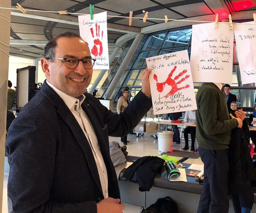 Εκλογές στη Γερμανία &#8211; Γρηγόρης Αγγελίδης: Ο Έλληνας της Bundestag διεκδικεί την επανεκλογή του