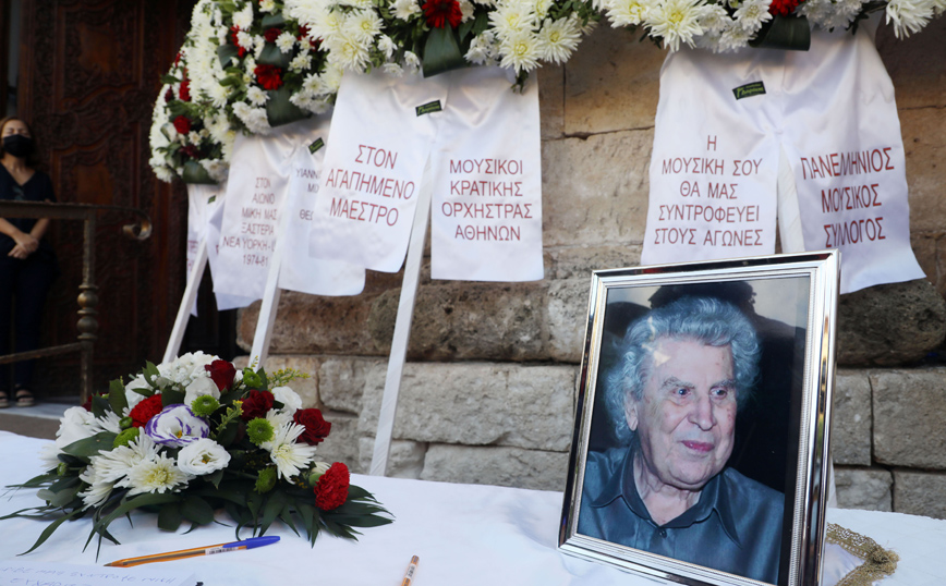 Μίκης Θεοδωράκης: Ένας χρόνος από το θάνατό του &#8211; Συναυλία του ΚΚΕ για τον μεγάλο συνθέτη