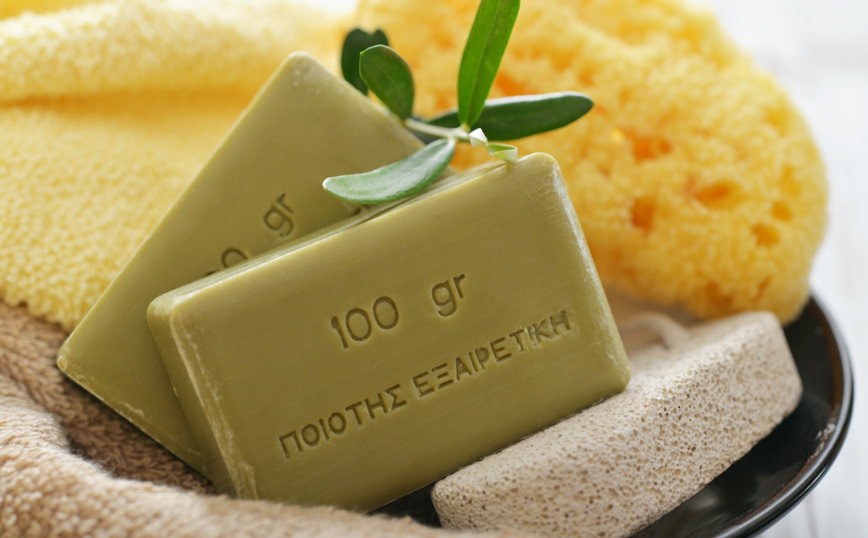 Πράσινο σαπούνι: Χρήσεις και οφέλη για την επιδερμίδα σας