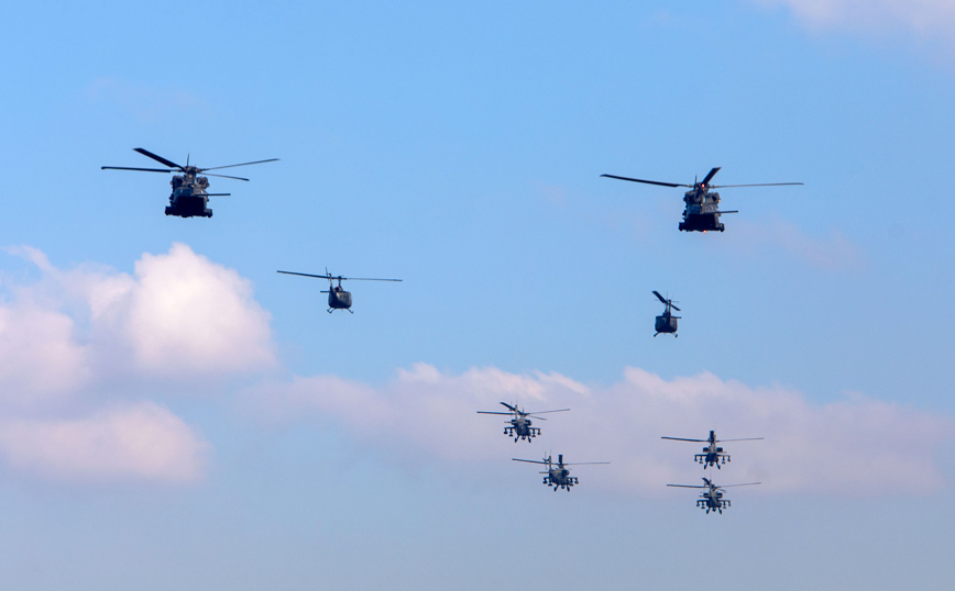 Στρατιωτική παρέλαση Θεσσαλονίκης Στρατιωτική παρέλαση Θεσσαλονίκης