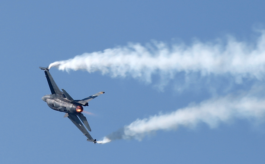 Στρατιωτική παρέλαση Θεσσαλονίκης Στρατιωτική παρέλαση Θεσσαλονίκης