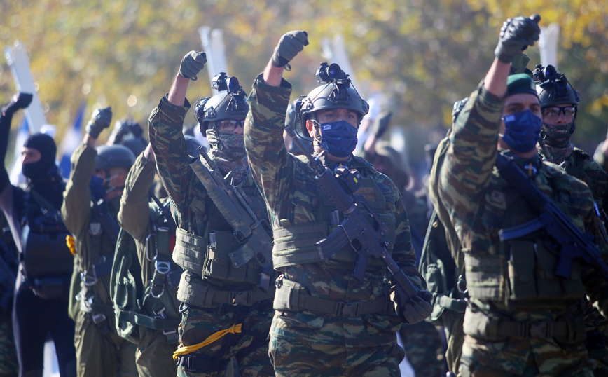 Στρατιωτική παρέλαση Θεσσαλονίκης Στρατιωτική παρέλαση Θεσσαλονίκης