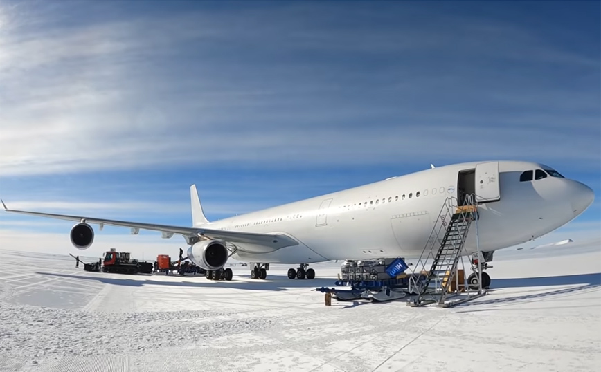 Για πρώτη φορά ένα Airbus προσγειώθηκε στους πάγους της Ανταρτικής