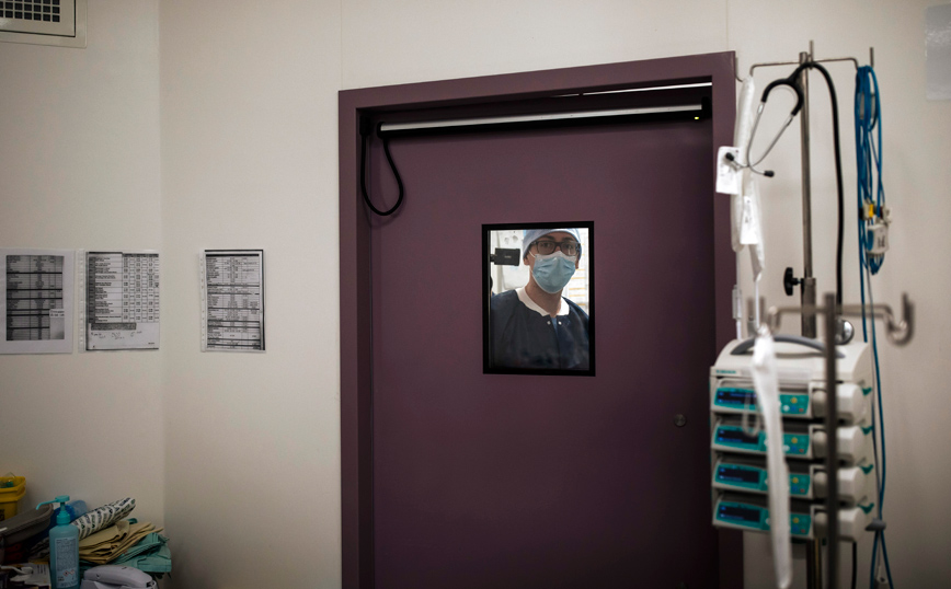 Κορονοϊός: Αναβάλλεται το 80% των προγραμματισμένων χειρουργείων