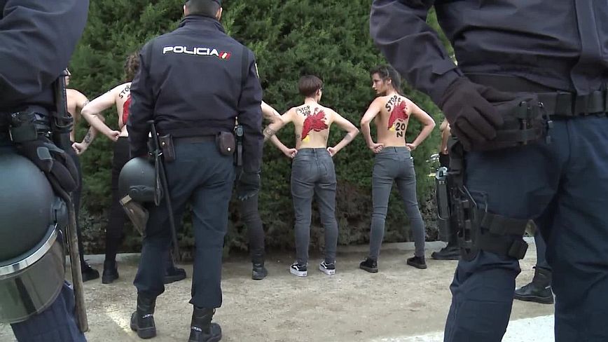 Μαδρίτη: Οι FEMEN διέκοψαν συγκέντρωση νοσταλγών του Φράνκο &#8211; Δείτε φωτογραφίες