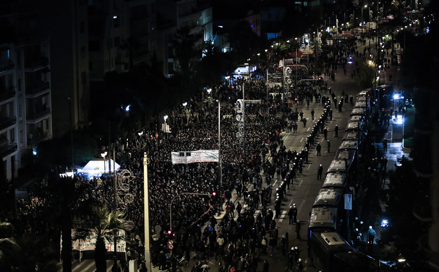 Πολυτεχνείο: Κορυφώνονται σήμερα οι εκδηλώσεις, φρούριο η Αθήνα &#8211; Οι δρόμοι και οι σταθμοί του μετρό που κλείνουν