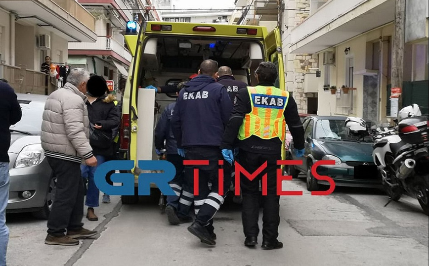 Θεσσαλονίκη: Γυναίκα έπεσε από μπαλκόνι πολυκατοικίας &#8211; Γείτονες άκουγαν φωνές