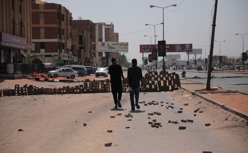 Άφησαν ελεύθερο τον επικεφαλής του γραφείου του Αλ Τζαζίρα στο Σουδάν