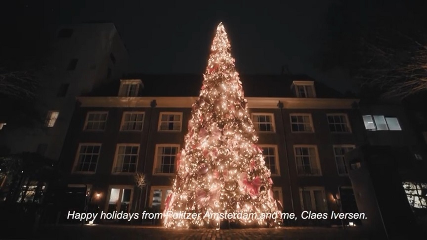 Χριστουγεννιάτικο δέντρο υψηλής ραπτικής σε ιστορικό ξενοδοχείο του Άμστερνταμ