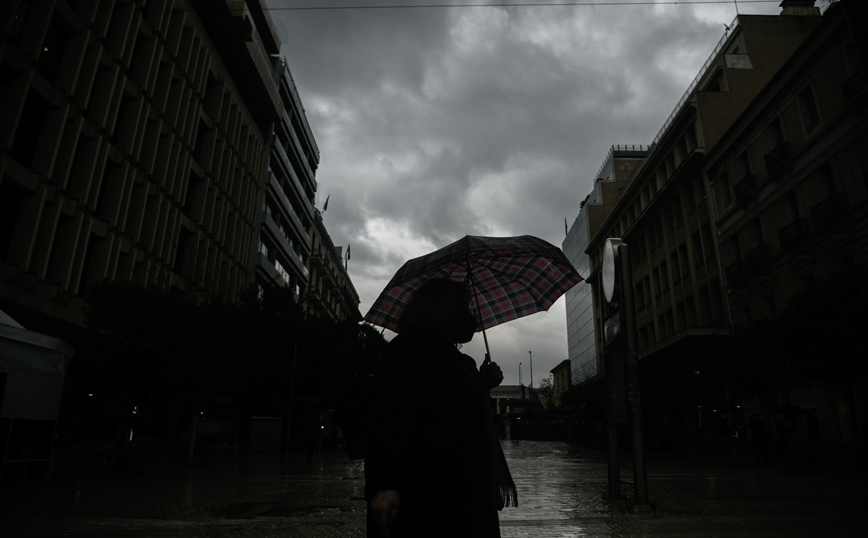 Έκτακτο δελτίο επιδείνωσης καιρού: Κυριακή με βροχές και ισχυρές καταιγίδες