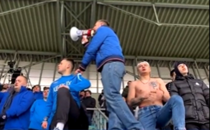 Οπαδοί της Ντιναμό Μόσχας αποθεώνουν τον Ουκρανό προπονητή της ομάδας &#8211; Δείτε το βίντεο