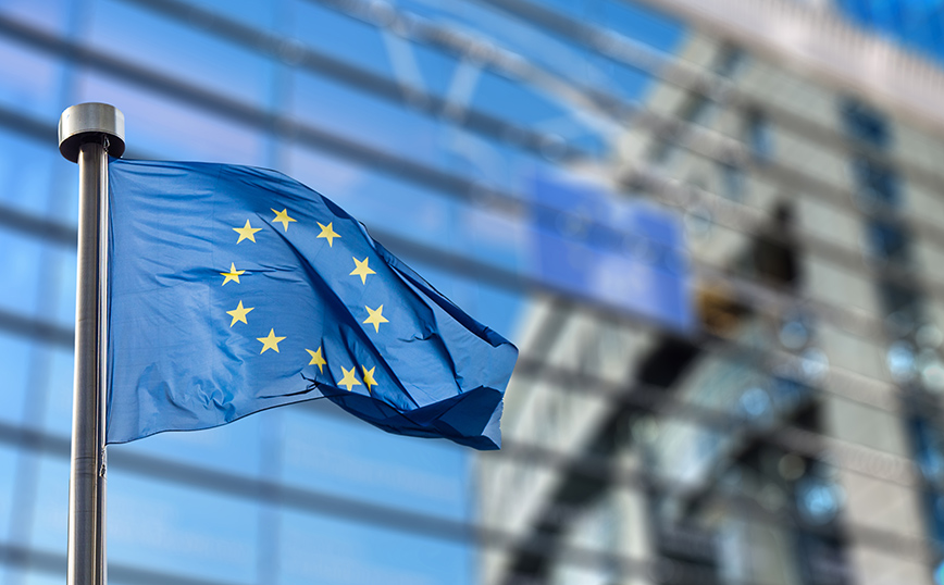 ΕΕ: Υιοθετεί ελάχιστο φόρο 15% στις πολυεθνικές