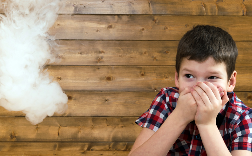 Έρευνα – σοκ: Σχεδόν όλα τα παιδιά έχουν ίχνη νικοτίνης στα χέρια τους, ακόμη και όσα ζουν σε σπίτια μη καπνιστών