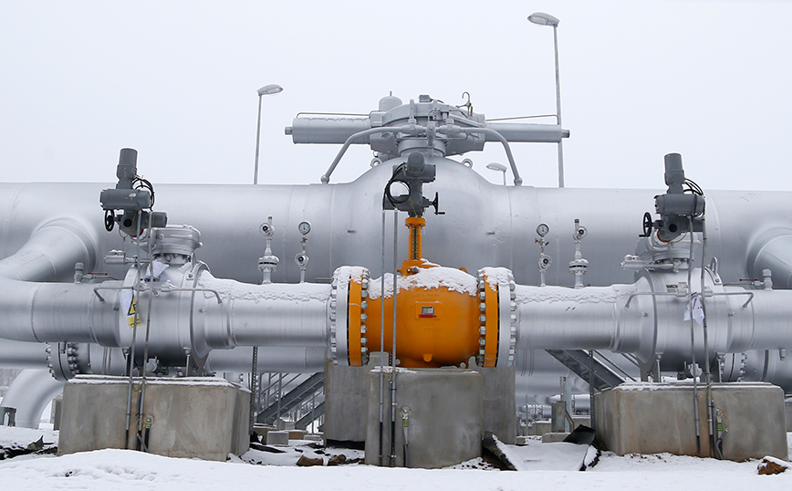 Bloomberg: Τέσσερις χώρες πλήρωσαν σε ρούβλια το φυσικό αέριο της Gazprom
