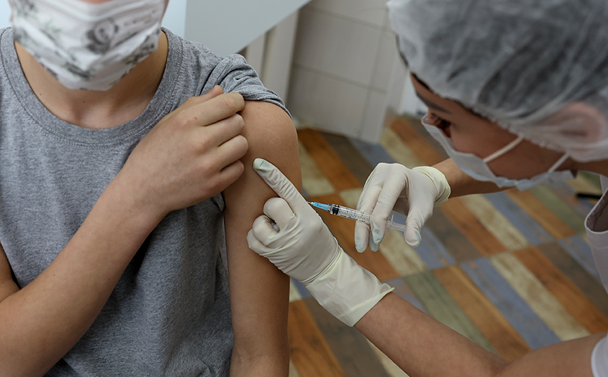 Ισχυρό πλήγμα στην εμπιστοσύνη των Ελλήνων στα παιδικά εμβόλια – 1 στους 3 διαφωνούν με την υποχρεωτικότητα