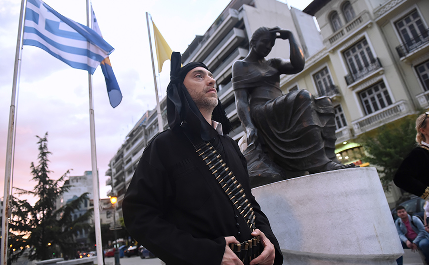 Θεσσαλονίκη: Άναψε η Φλόγα της Μνήμης για την επέτειο της Γενοκτονίας του Ποντιακού Ελληνισμού