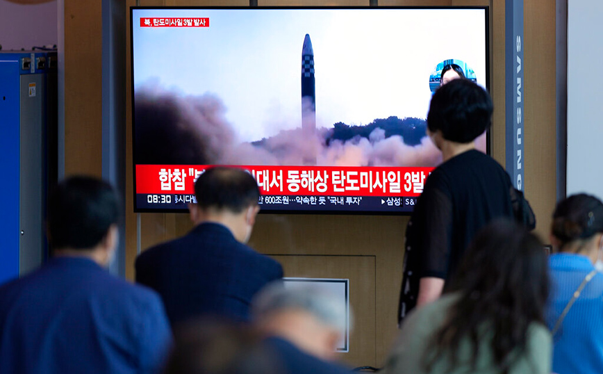 Η Νότια Κορέα προειδοποιεί τη Βόρεια Κορέα να εγκαταλείψει το σχέδιό της για την εκτόξευση κατασκοπευτικού δορυφόρου