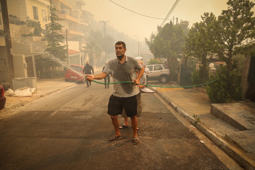 Φωτιά στον Έβρο: Εκκενώνεται η περιοχή Κοτρωνιά