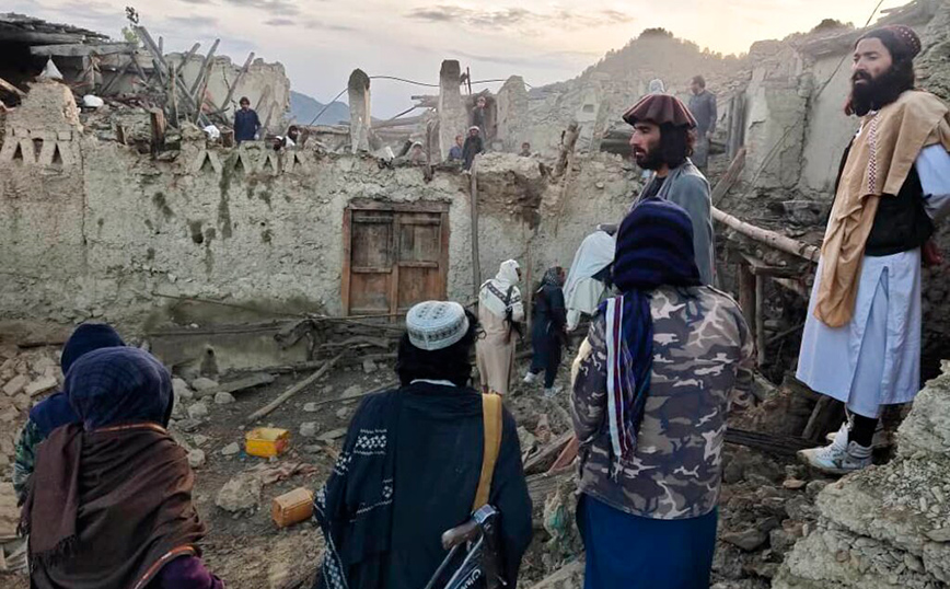 Σοκ στο Αφγανιστάν: Τουλάχιστον 1.000 οι νεκροί από τον σεισμό &#8211; Βίντεο και φωτογραφίες
