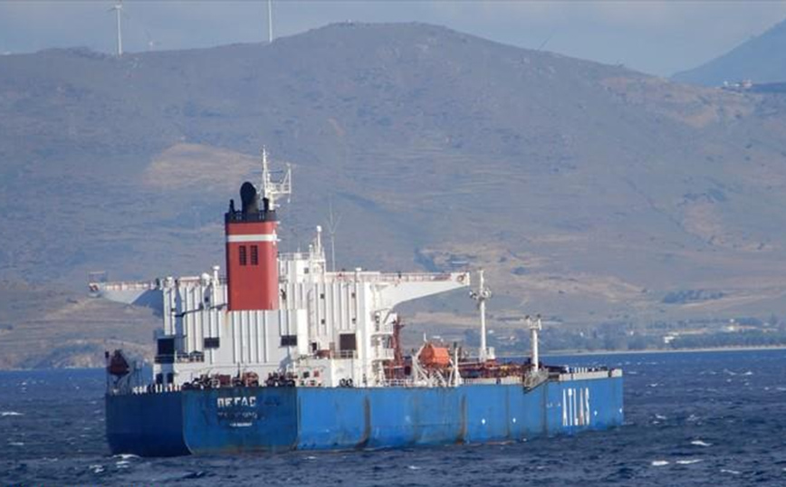 Κάρυστος: Η δικαστική απόφαση για την επιστροφή του κατασχεμένου πετρελαίου στο τάνκερ Pegas