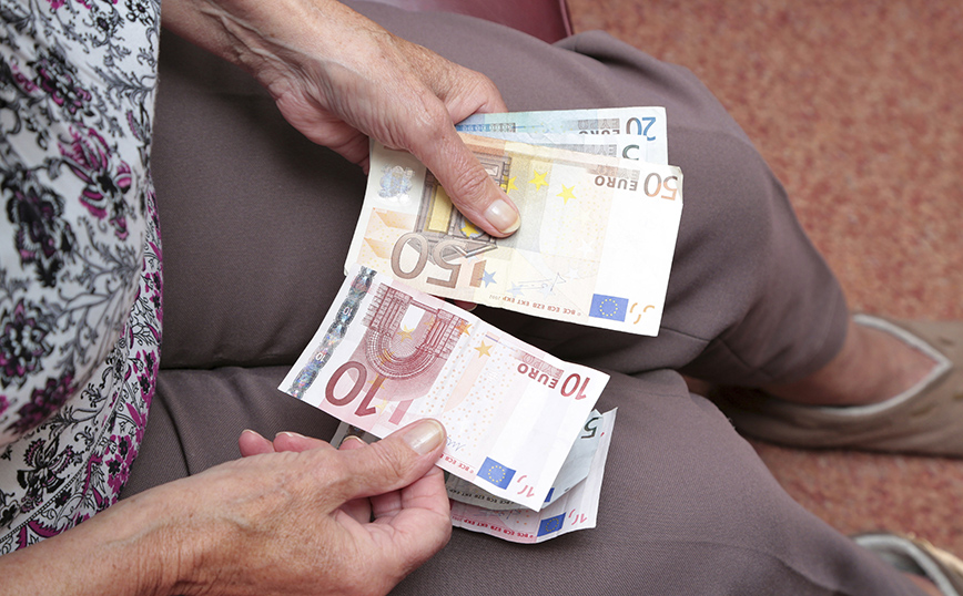 Επιταγή ακρίβειας: Πότε και ποιοι θα λάβουν 250 ευρώ &#8211; Περισσότεροι συνταξιούχοι θα λάβουν την επιδότηση
