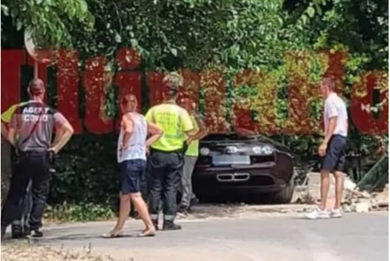 Κριστιάνο Ρονάλντο: Υπάλληλος κάρφωσε την Bugatti του Πορτογάλου σε είσοδο σπιτιού