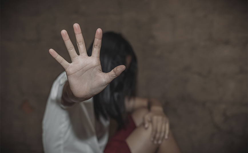 Ενδοοικογενειακή βία – Αναλυτικός οδηγός της ΕΛ.ΑΣ. για τις καταγγελίες