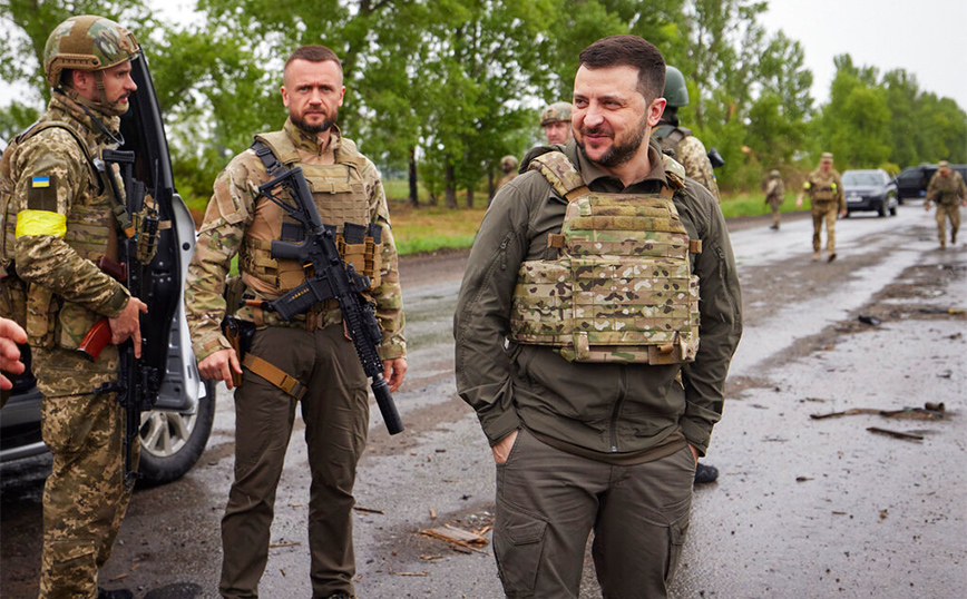 Πόλεμος στην Ουκρανία &#8211; Στη Χερσώνα ο Ζελένσκι: Προχωράμε, είμαστε έτοιμοι για την ειρήνη