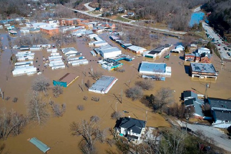 ΗΠΑ: Τουλάχιστον οκτώ οι νεκροί από τις πλημμύρες στο Κεντάκι – Ο αριθμός θα αυξηθεί λένε οι αρχές