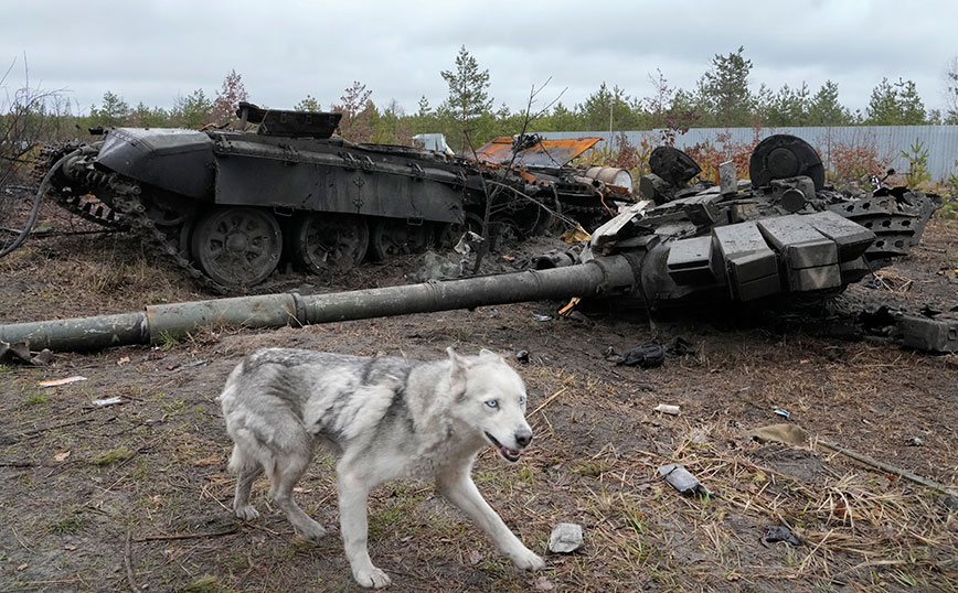 Πόλεμος στην Ουκρανία: Υστερία στο ρωσικό στρατό για τους νεκρούς &#8211; Τους ρίχνουν σε «τσίγκινα» φέρετρα