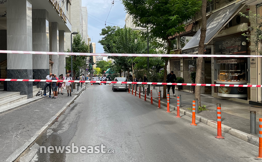 Κλειστή η Μητροπόλεως στο κέντρο της Αθήνας λόγω εργασιών – Φωτογραφίες από το σημείο