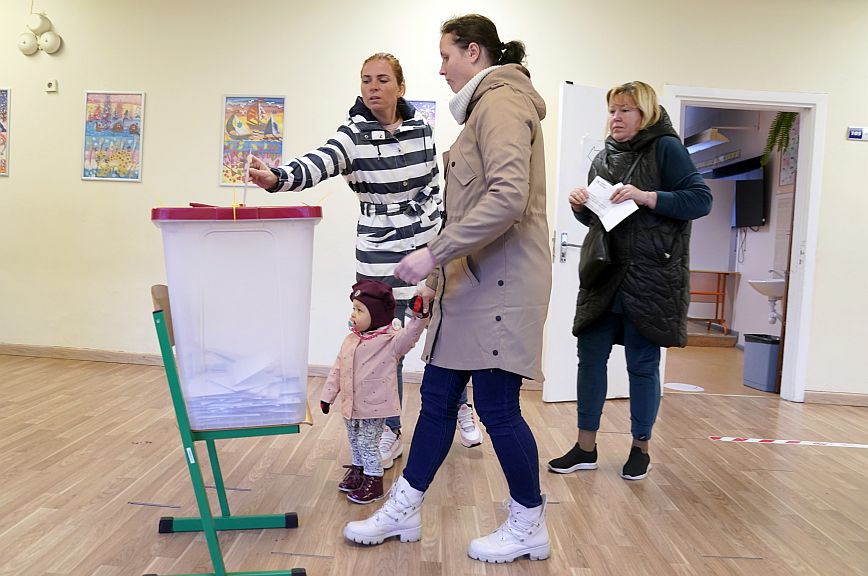 Λετονία: Το κεντρώο κόμμα Νέα Ενότητα, νικητής των βουλευτικών εκλογών, σύμφωνα με exit poll