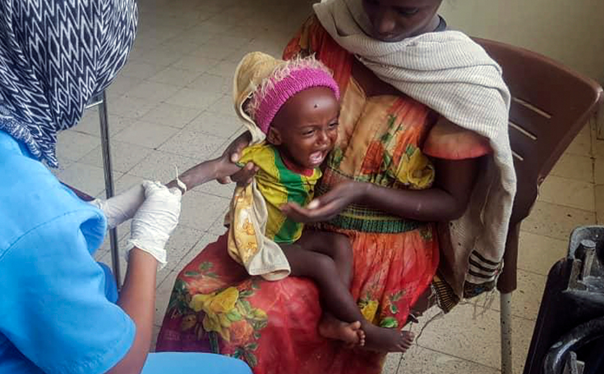 Έρευνα της UNICEF γροθιά στο στομάχι: Στη Σομαλία ένα παιδί κάθε ένα λεπτό μπαίνει στο νοσοκομείο με υποσιτισμό 