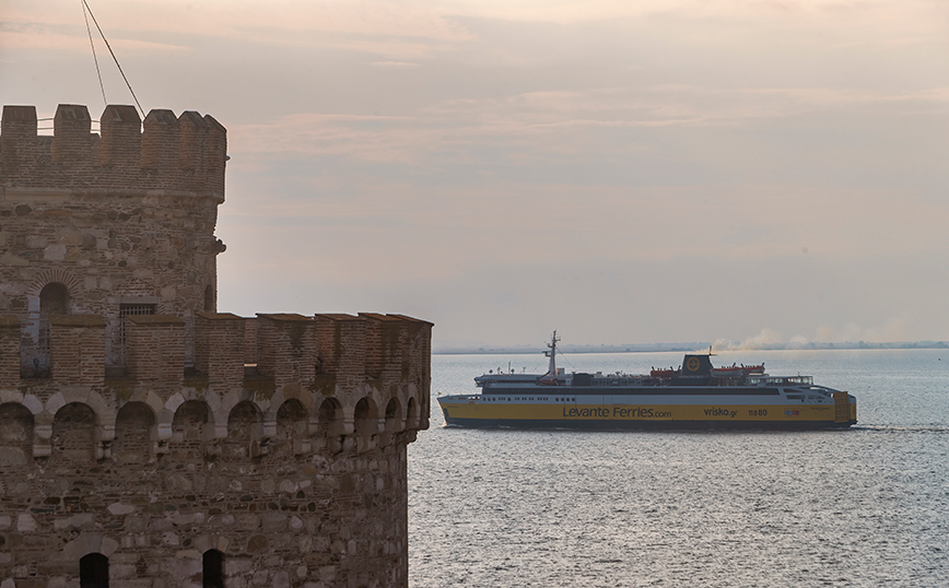 Σάλπαρε το πλοίο για το πρώτο δρομολόγιο Θεσσαλονίκη &#8211; Σμύρνη