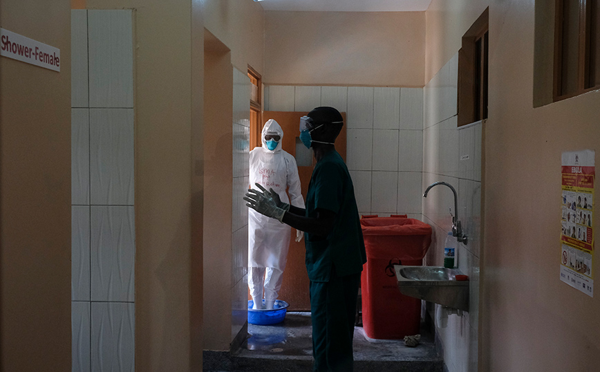 Ουγκάντα: Στα 109 τα κρούσματα του Έμπολα, 30 οι νεκροί