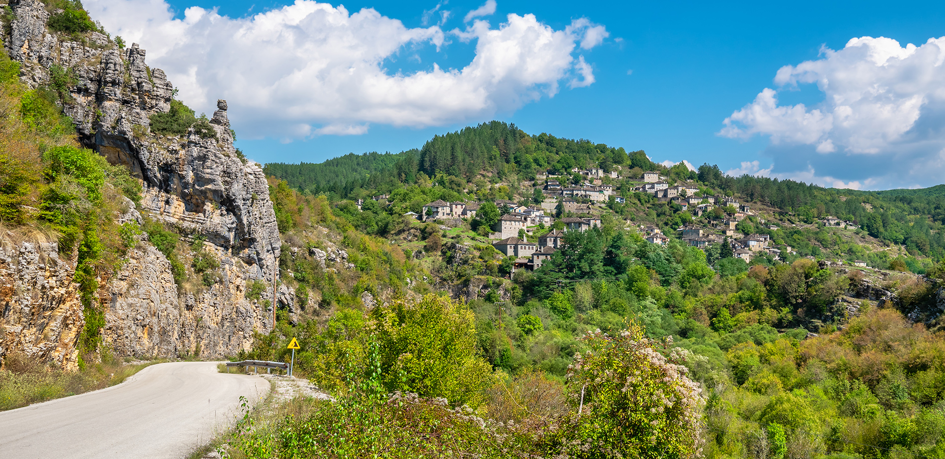 Χωριά της Ελλάδας με περίεργα ονόματα: Πού οφείλουν την ονομασία τους