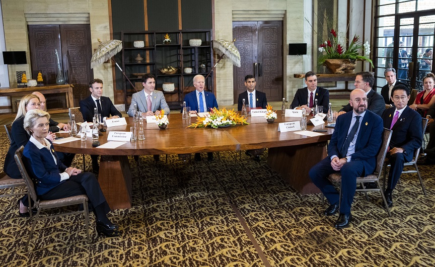 Έκτακτη συνεδρίαση των ηγετών της G7, της ΕΕ και δυτικών δυνάμεων στο Μπαλί για την Πολωνία