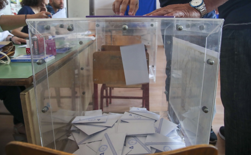 Κουρουμπλής, Σκουντής και Βρεττού διεκδικούν μια θέση στα ευρωψηφοδέλτια