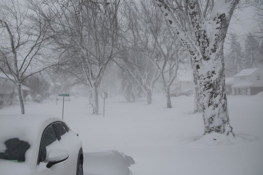 Σφοδρή χιονοθύελλα στην Ουκρανία: Σχεδόν 2.500 άνθρωποι διασώθηκαν στην περιφέρεια της Οδησσού