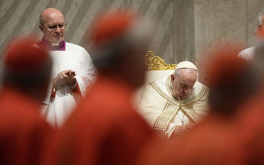 Πάπας Φραγκίσκος για πρώην πάπα Βενέδικτο: Ευγενικός και καλοσυνάτος, ευγνωμοσύνη στον Θεό που τον χάρισε στον κόσμο
